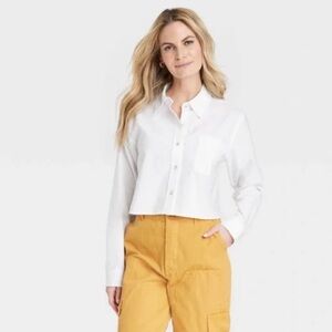 Universal Thread crop button up